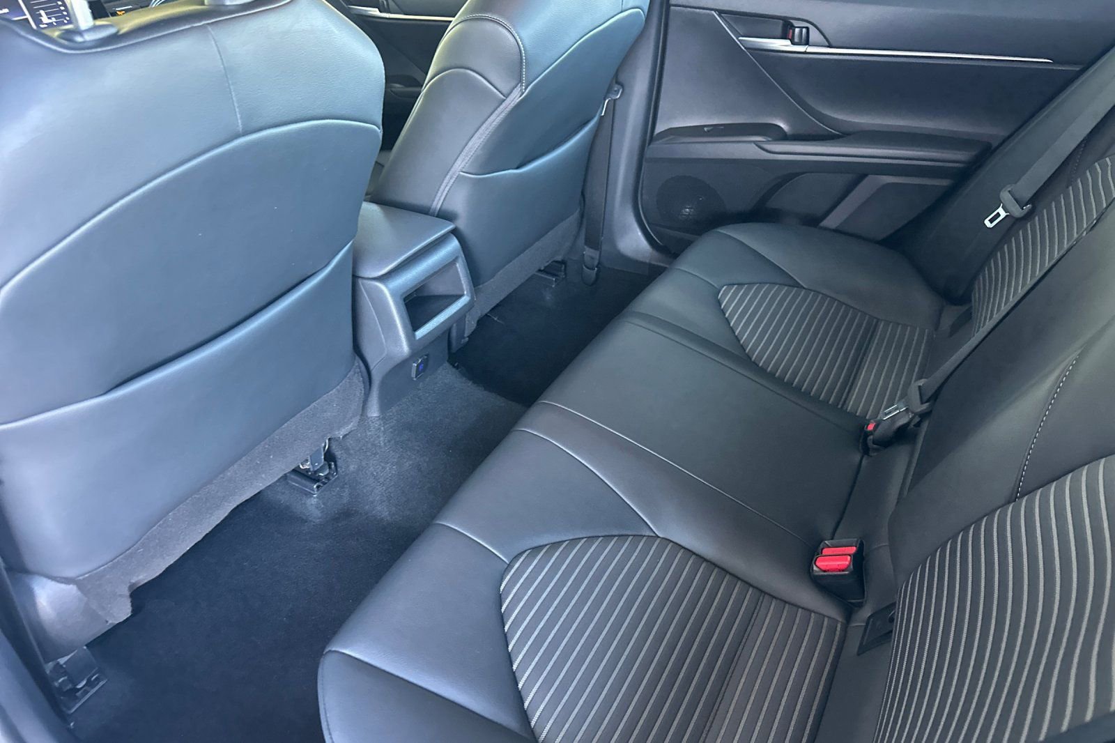 Certified 2024 Toyota Camry SE image 15