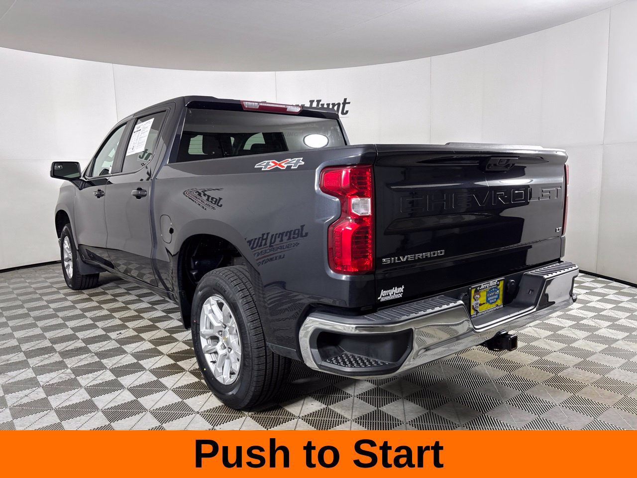 Used 2023 Chevrolet Silverado 1500 LT AWD/4WD image 9