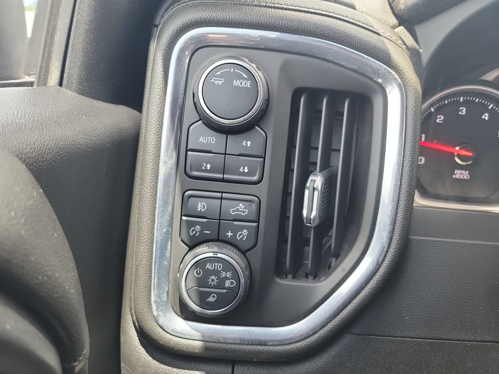 Used 2021 Chevrolet Silverado 1500 High Country AWD/4WD image 29