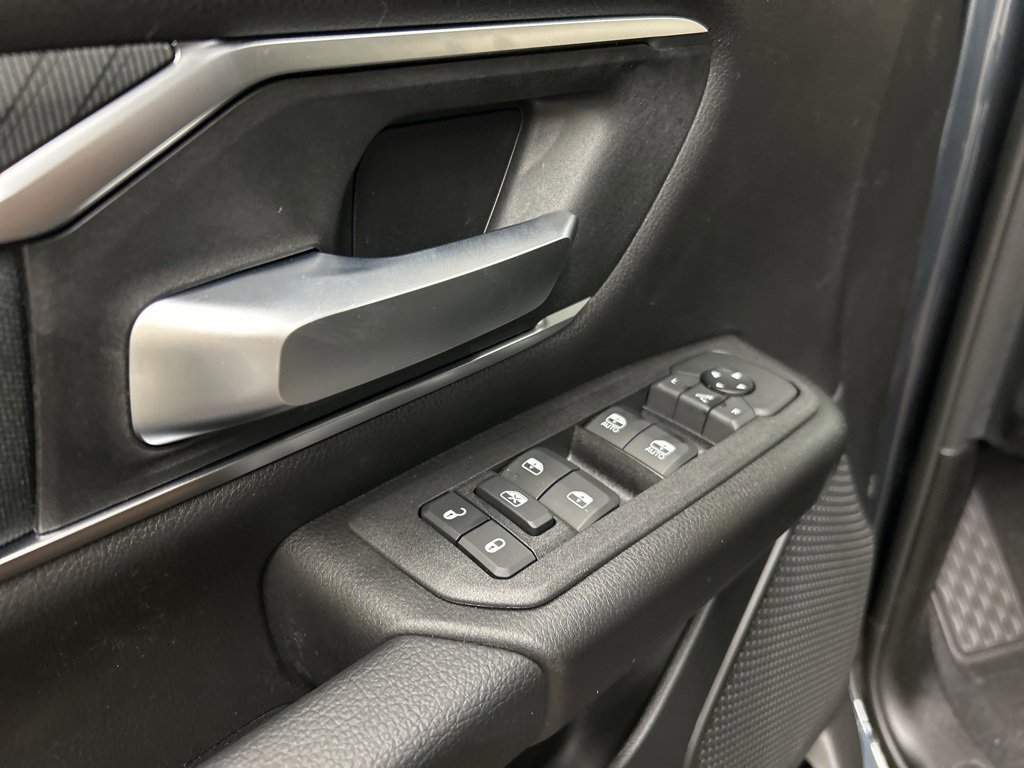 New 2026 RAM 1500 4x4 Crew Cab image 26