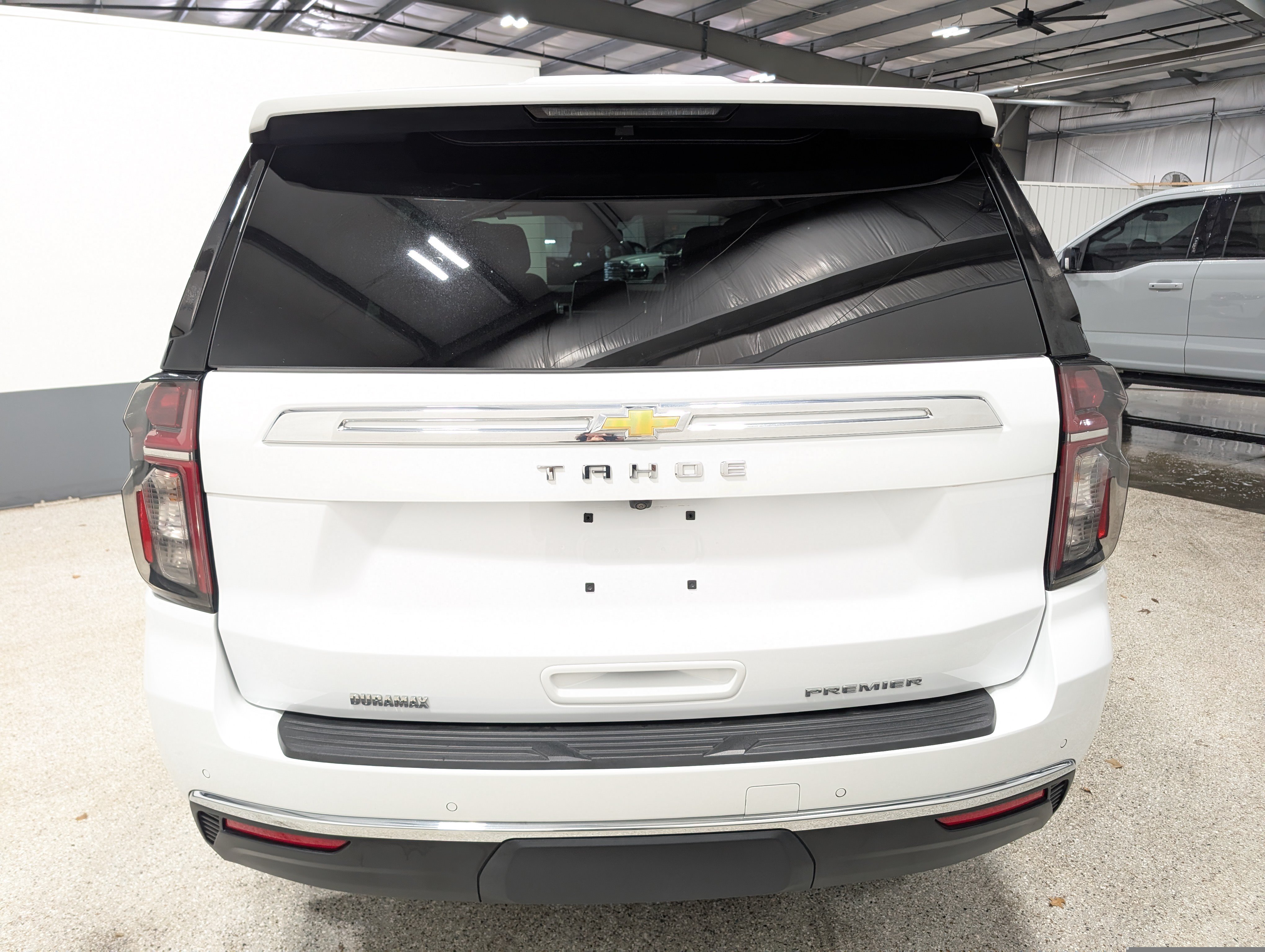 Used 2024 Chevrolet Tahoe Premier AWD/4WD image 4