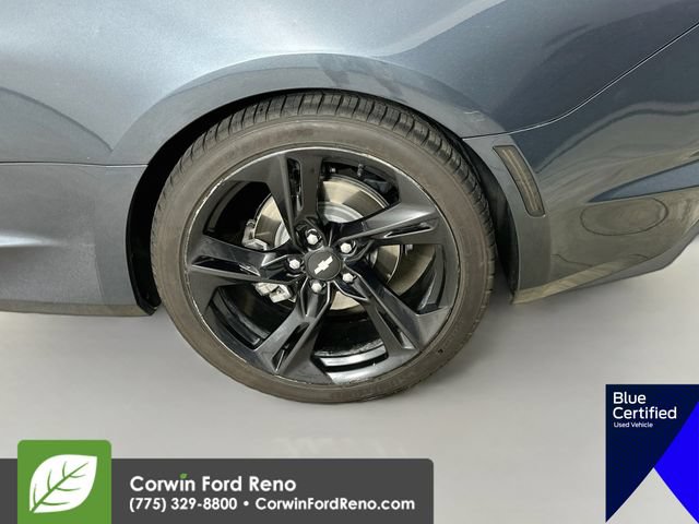 Used 2019 Chevrolet Camaro LT RWD image 34
