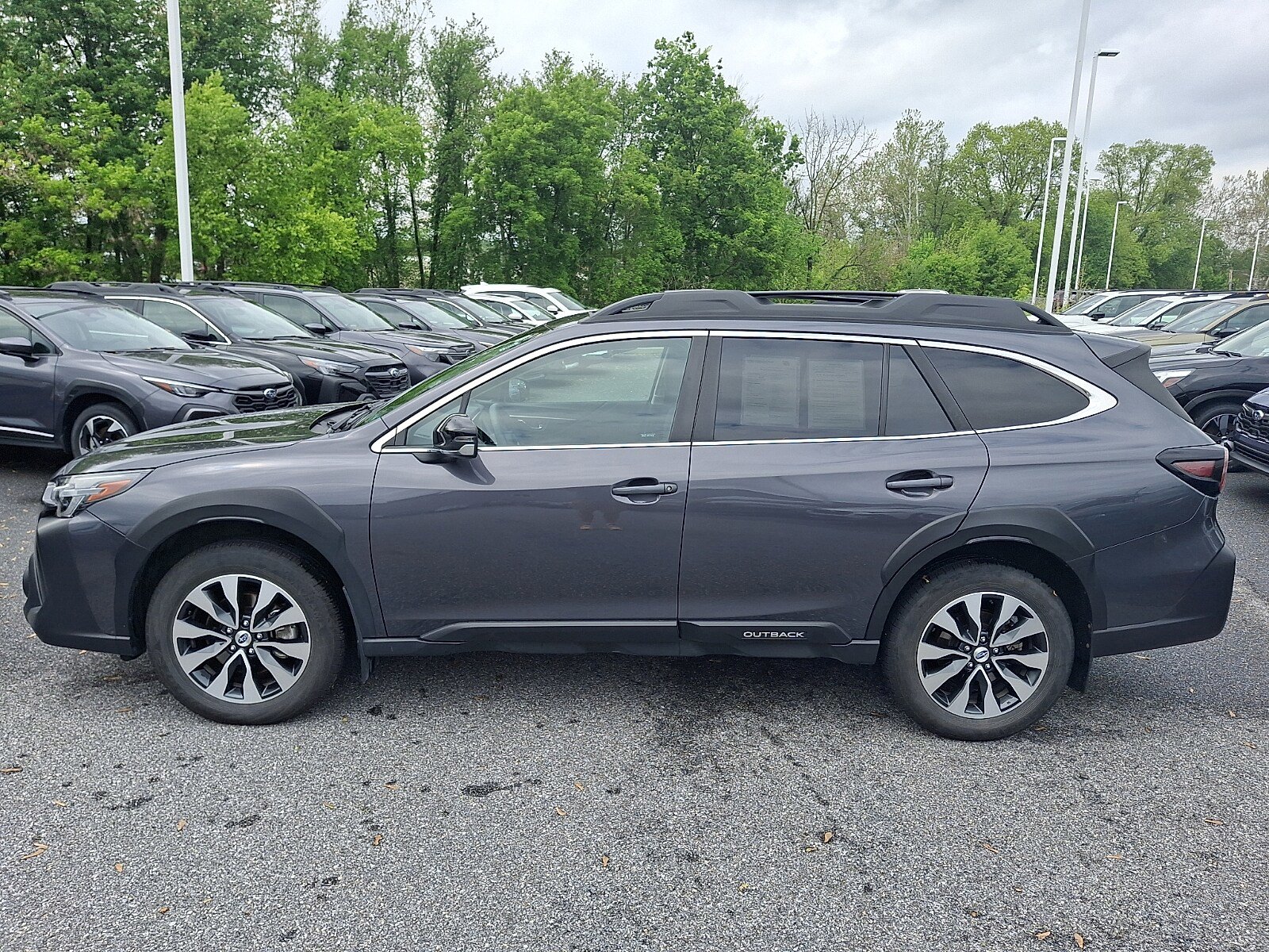 Certified 2023 Subaru Outback Limited AWD/4WD image 8