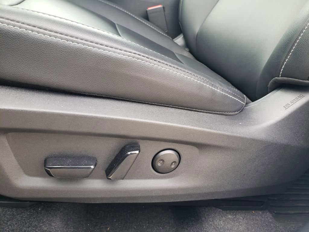 Certified 2025 Nissan Murano SV AWD/4WD image 28