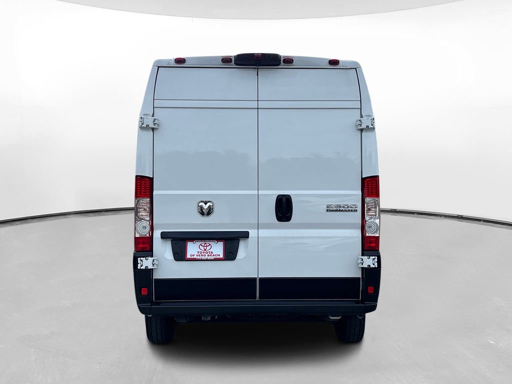 Used 2024 RAM ProMaster 2500 w/ Convenience Group FWD image 6