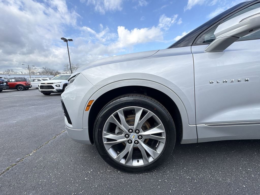 Used 2019 Chevrolet Blazer Premier w/ Sun and Wheels Package image 18