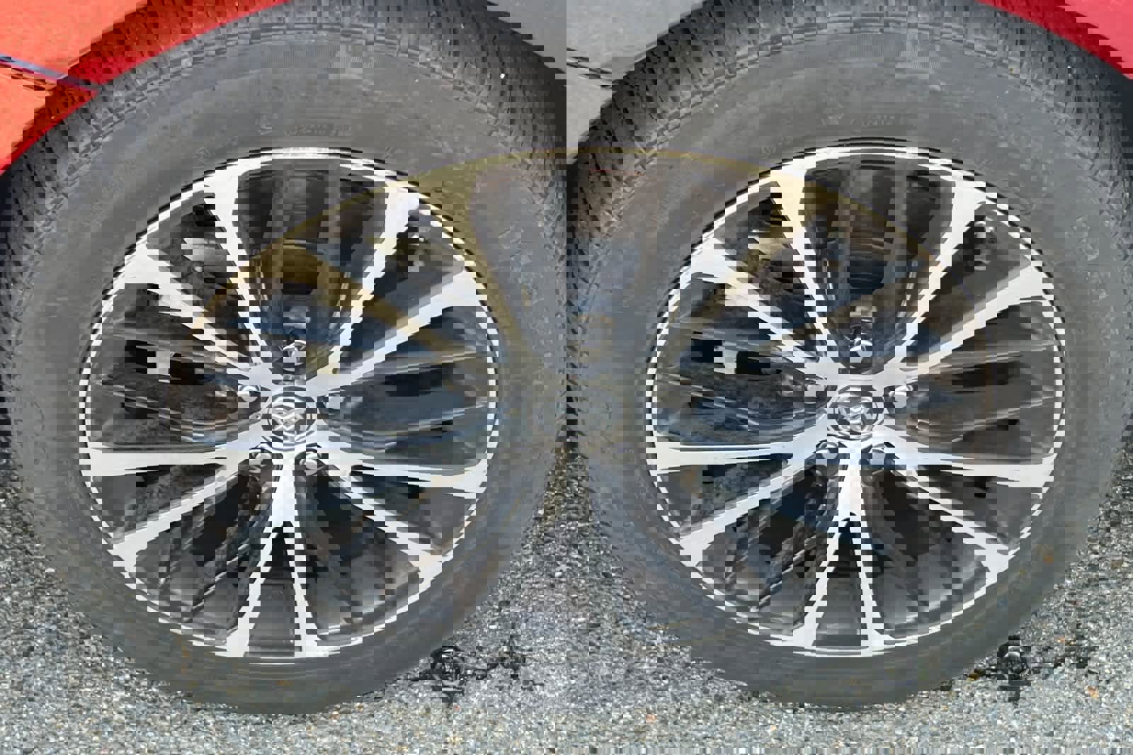 Certified 2018 Toyota Camry SE w/ Moonroof Package image 20