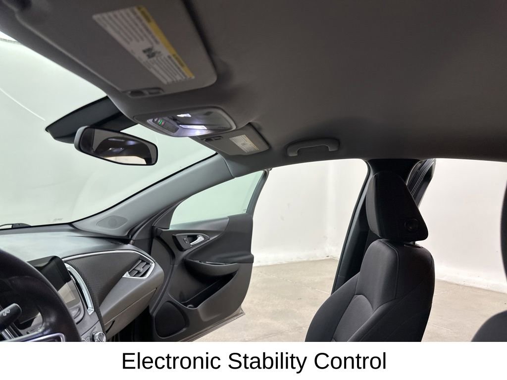 Used 2020 Chevrolet Malibu LT image 32