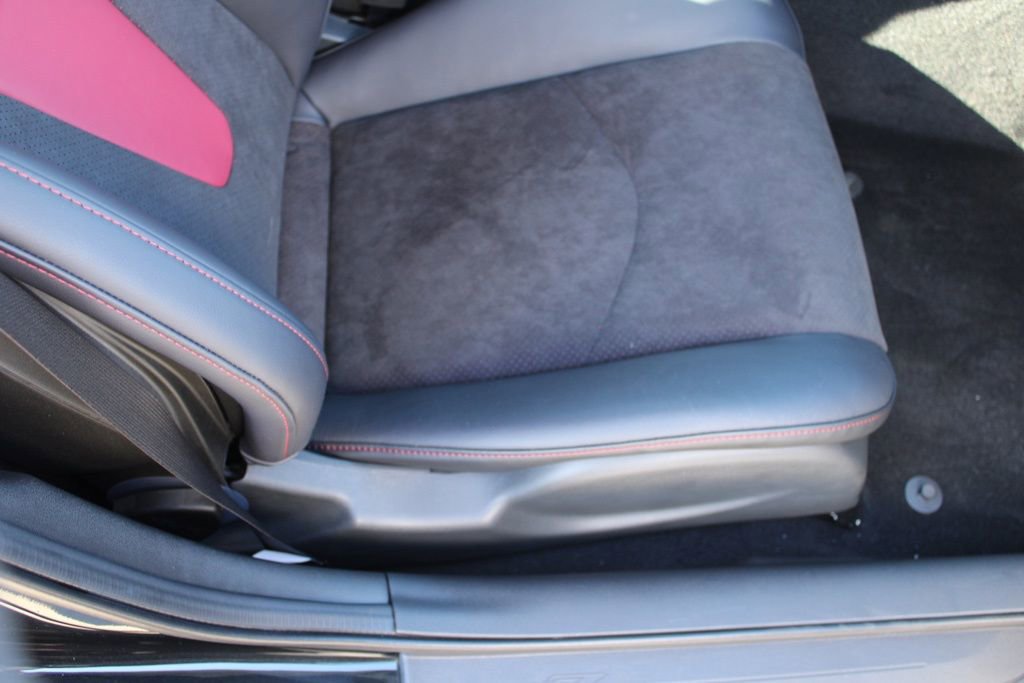 New 2025 Nissan Z NISMO w/ Floor Mat Package image 13