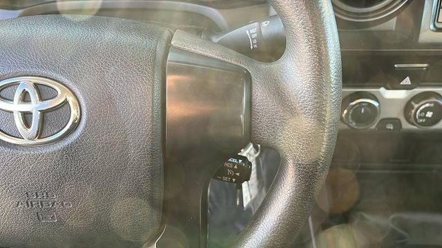 Used 2016 Toyota Tacoma SR w/ SR Convenience Package image 9