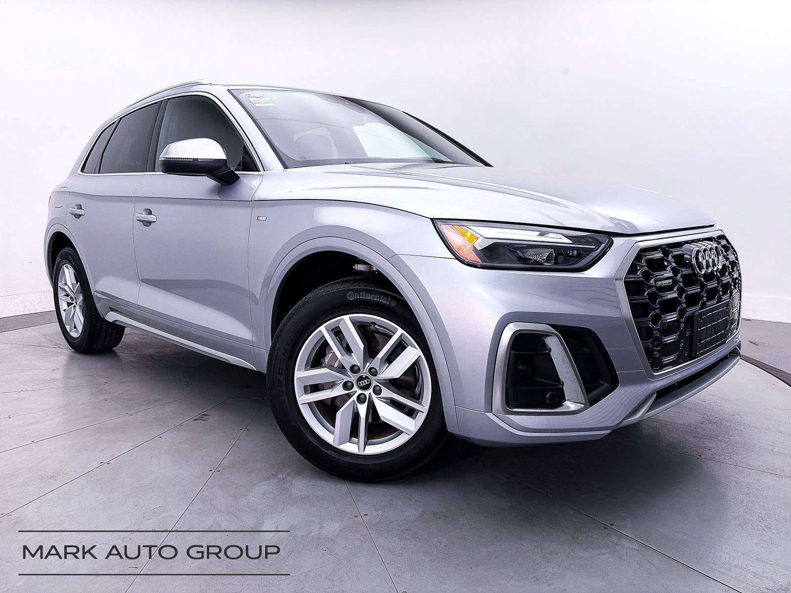 Used 2022 Audi Q5 2.0T Premium w/ Convenience Package AWD/4WD image 1