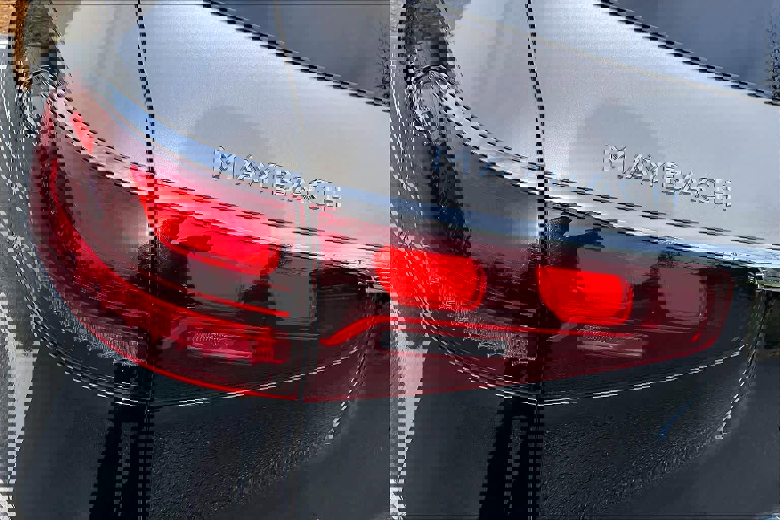 Used 2024 Mercedes-Benz Maybach GLS 600 4MATIC image 29