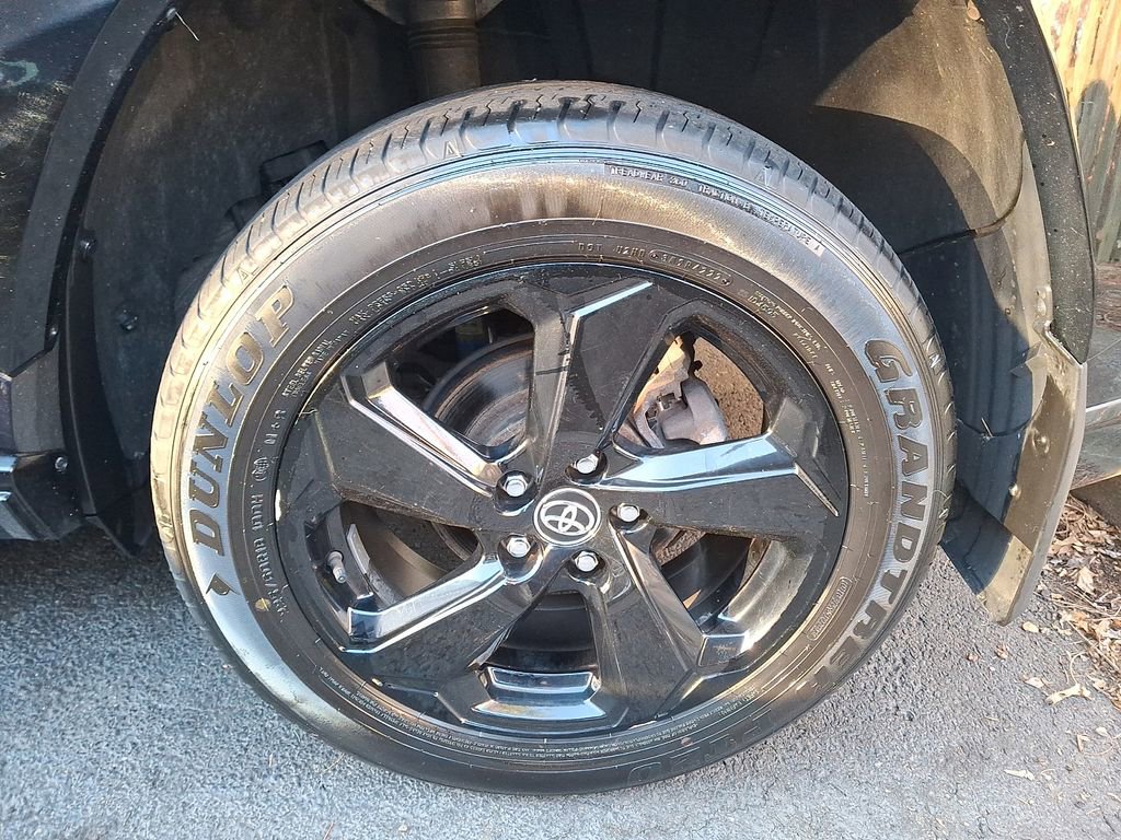 Used 2020 Toyota RAV4 XSE image 6