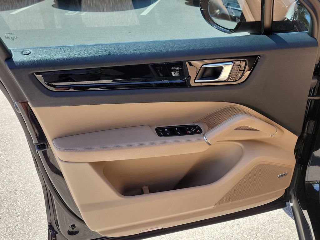 Certified 2020 Porsche Cayenne S image 24