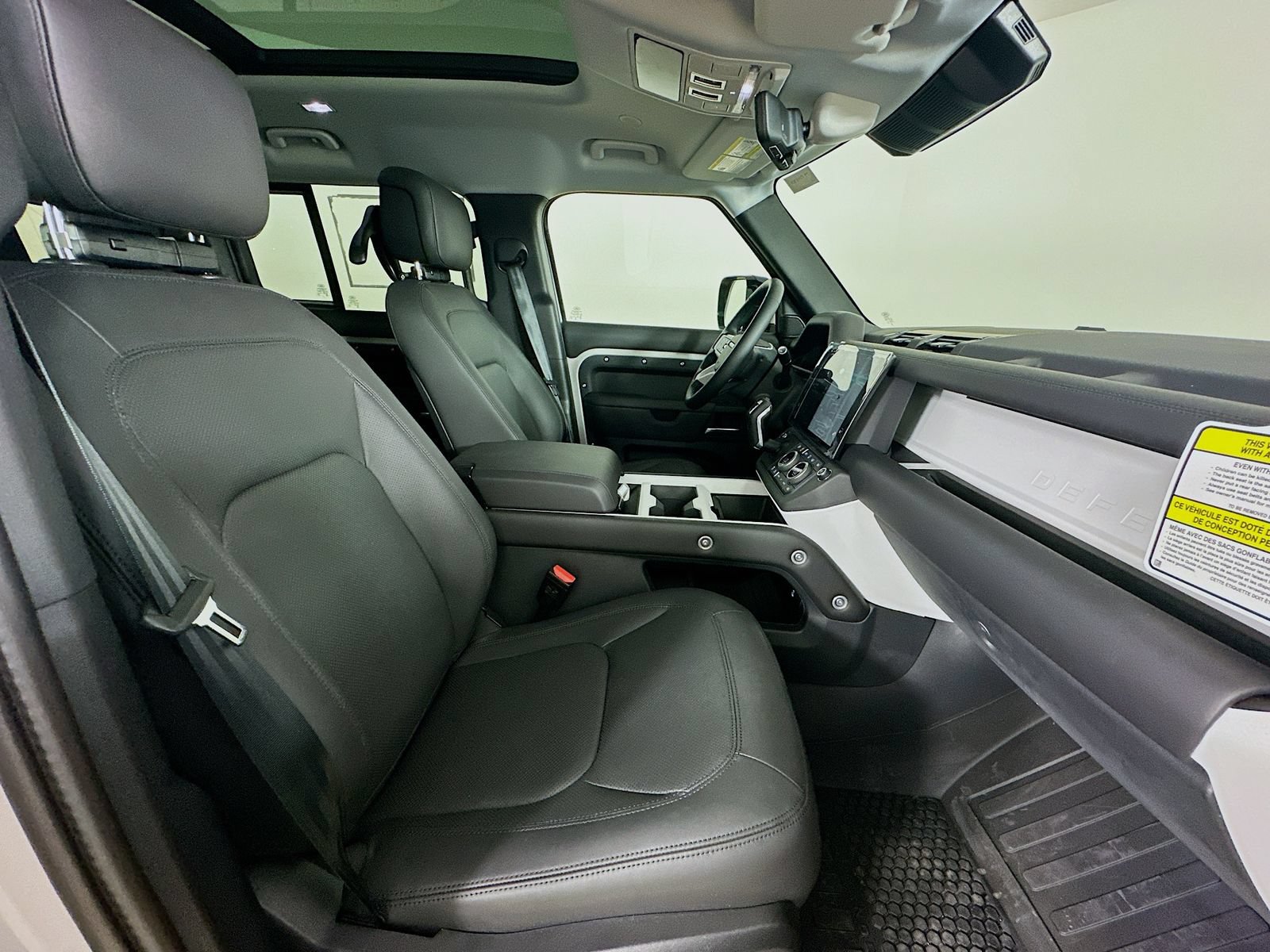 New 2026 Land Rover Defender 110 S AWD/4WD image 44
