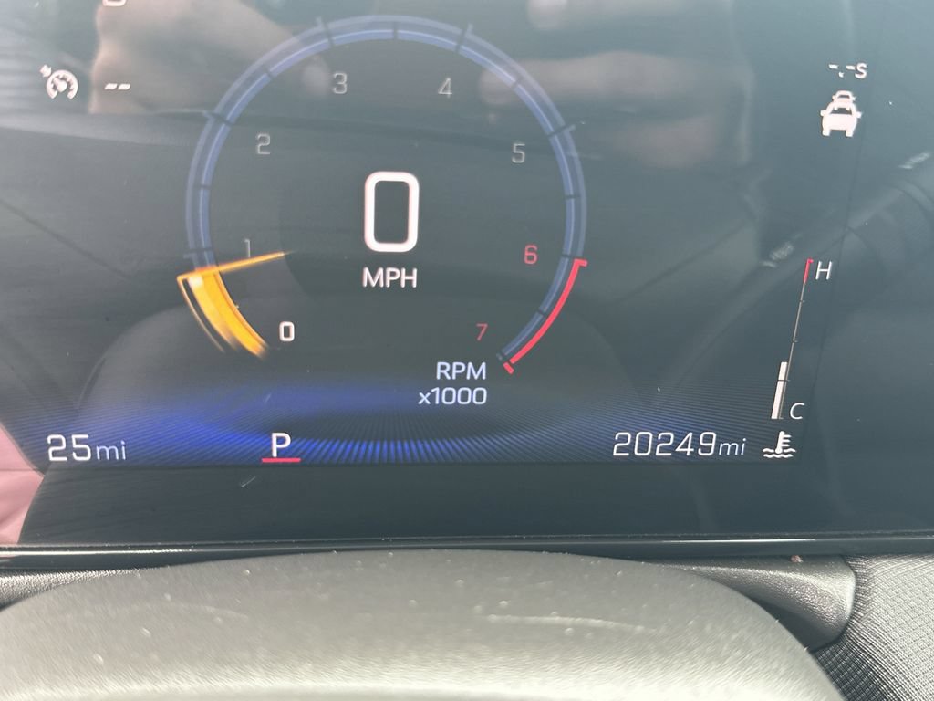 Used 2026 Chevrolet TrailBlazer LT w/ LT Cold Weather Package FWD image 38