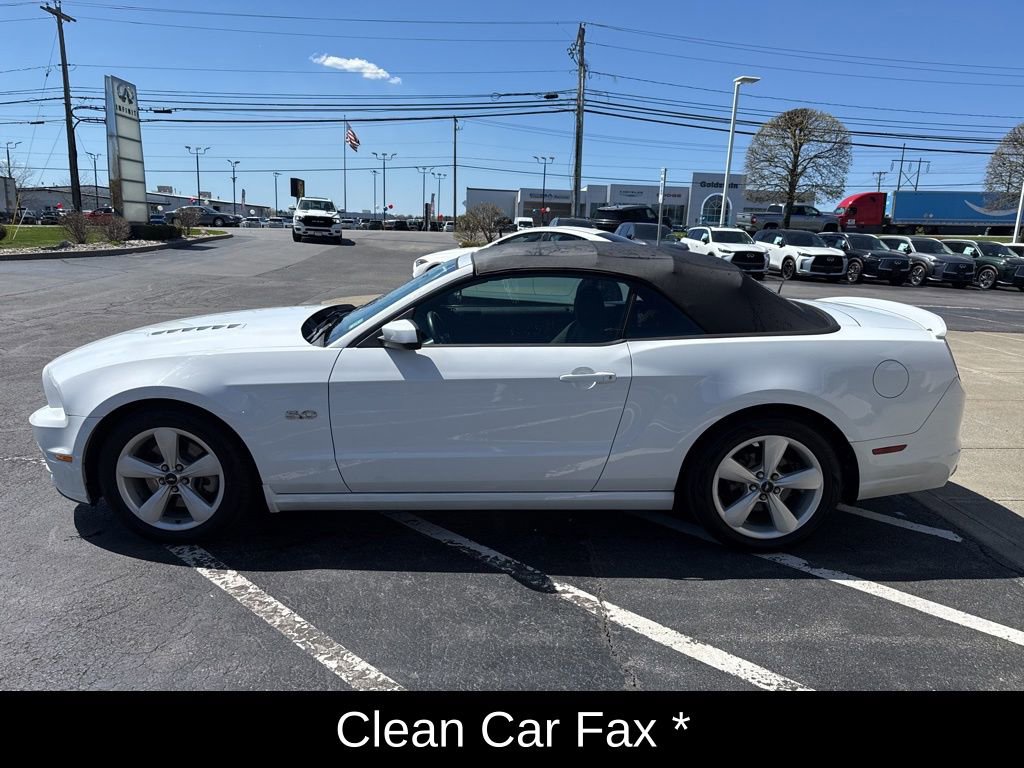 Used 2014 Ford Mustang GT RWD image 8