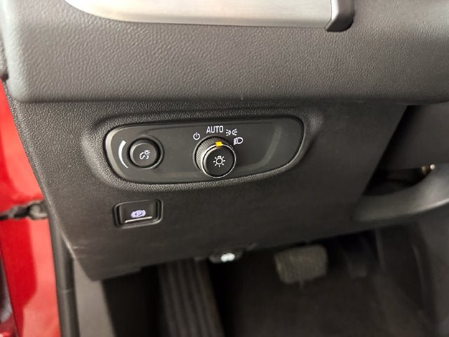 Used 2024 GMC Terrain SLE w/ Driver Convenience Package AWD/4WD image 18