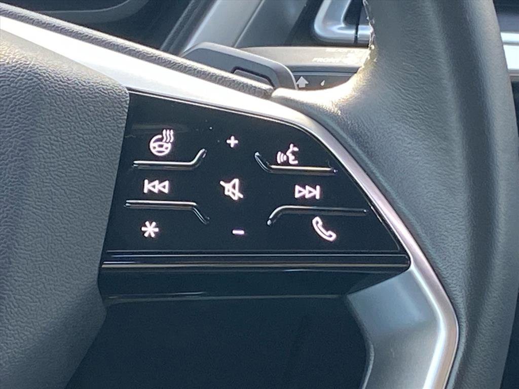 Used 2023 Audi Q4 e-tron Premium Plus w/ Premium Plus image 6