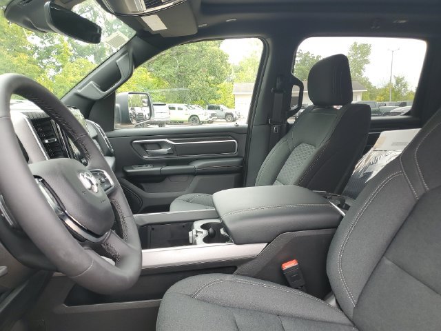 New 2026 RAM 1500 Big Horn AWD/4WD image 16