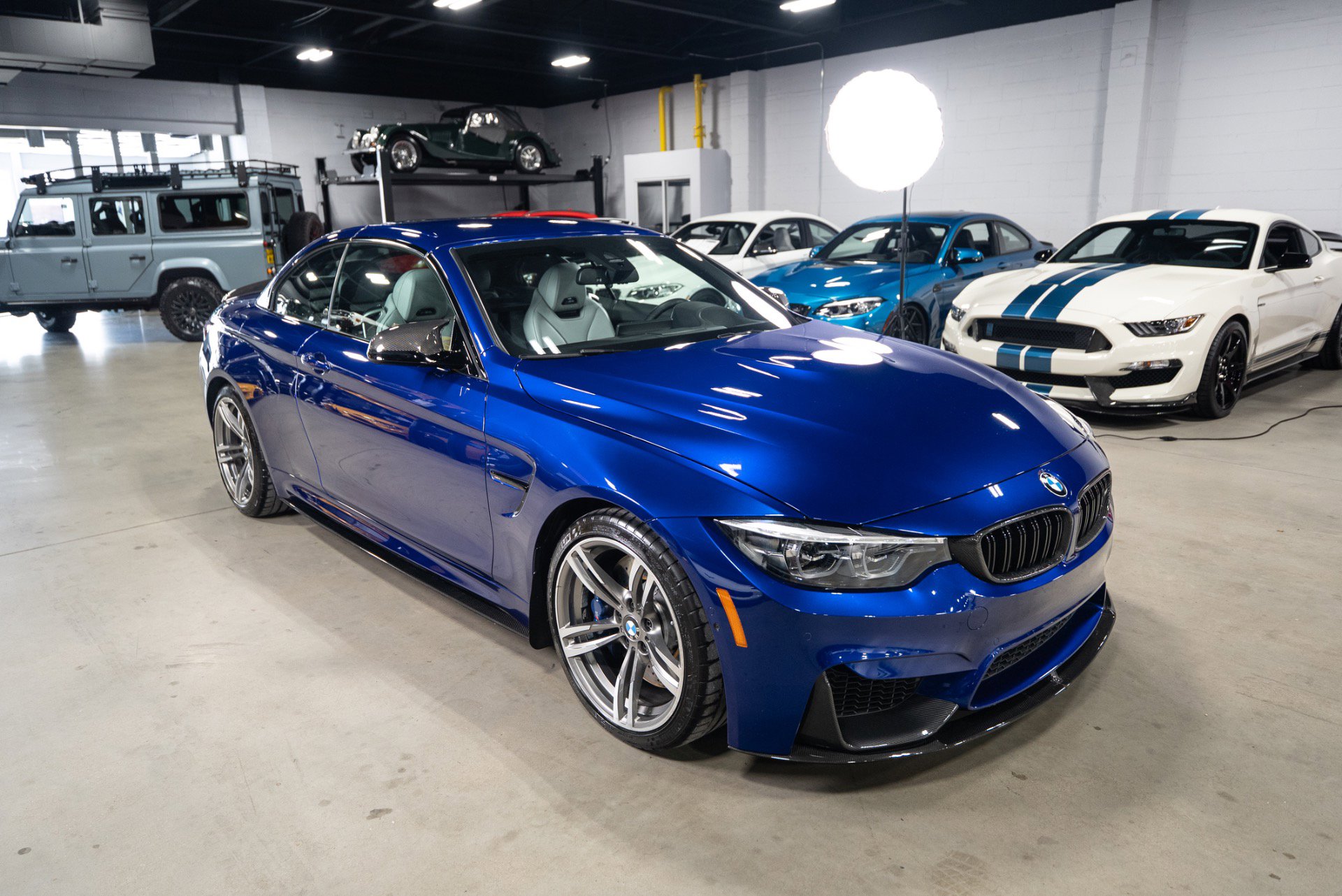 Used 2020 BMW M4 Convertible w/ Executive Package image 11
