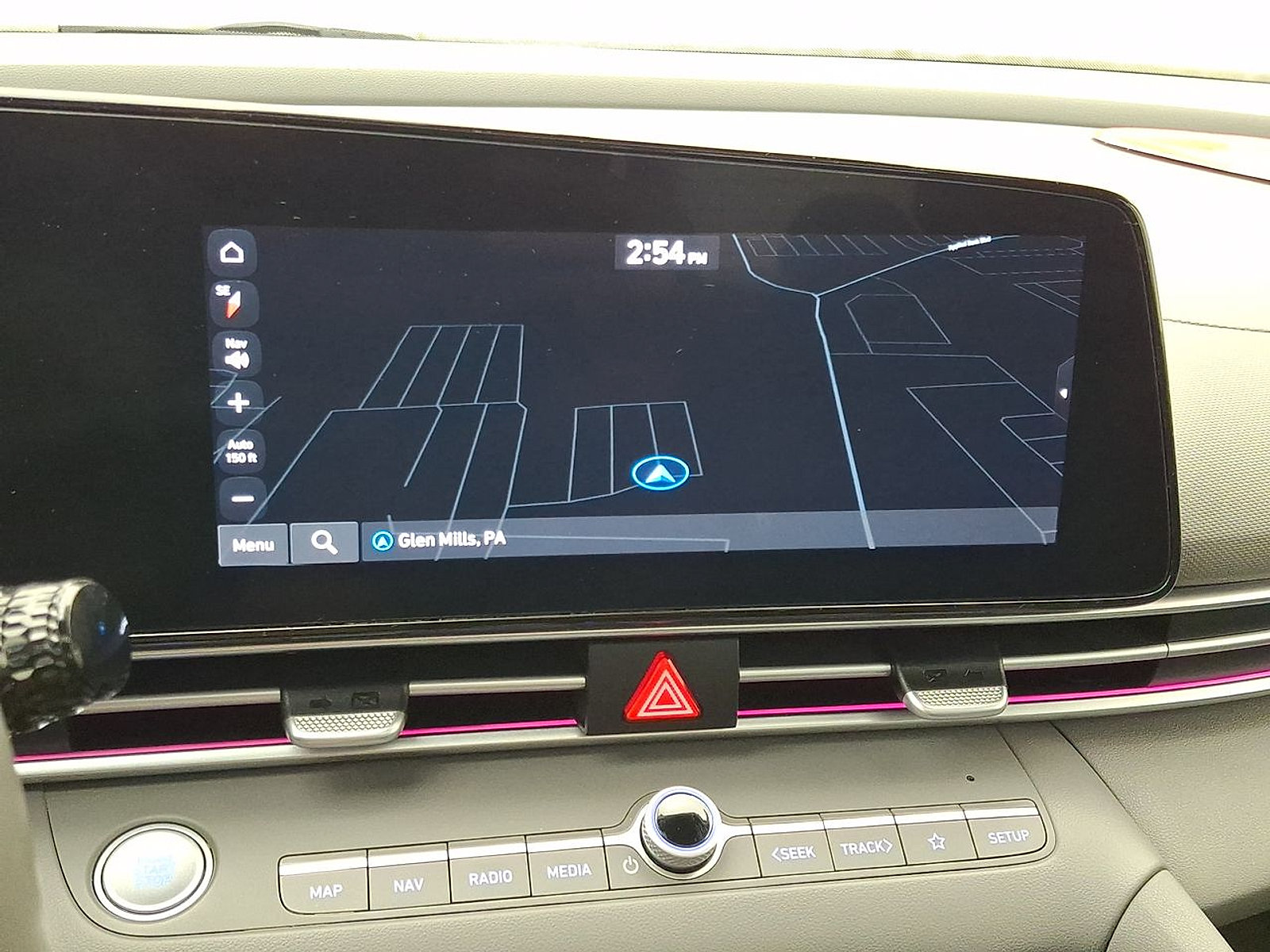 Used 2024 Hyundai Elantra SEL w/ Convenience Package FWD image 17