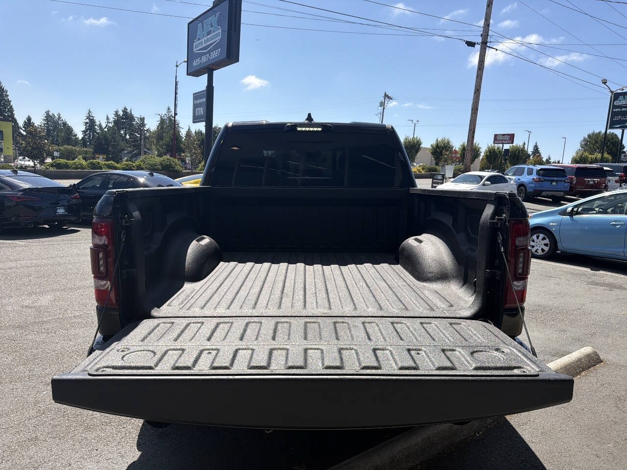 Used 2022 RAM 1500 Limited AWD/4WD image 6