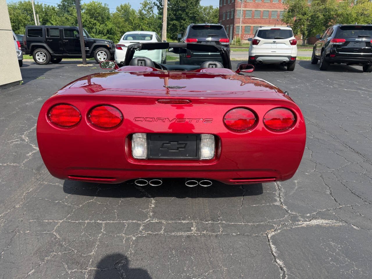 Used 2001 Chevrolet Corvette Convertible w/ Preferred Equipment Group2 RWD image 5