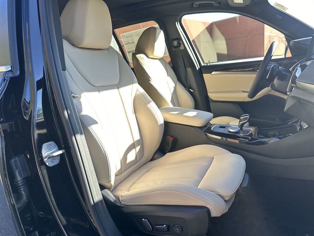 Used 2024 BMW X3 xDrive30i w/ Convenience Package image 47