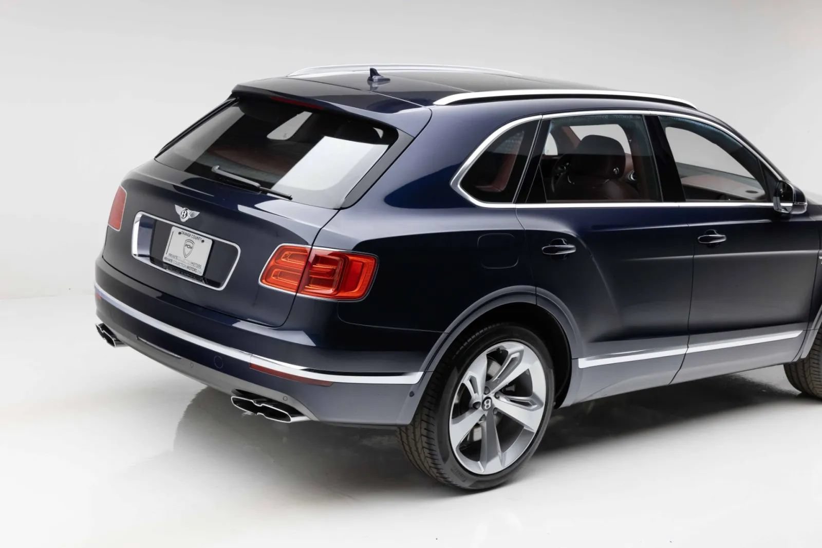 Used 2019 Bentley Bentayga AWD/4WD image 27