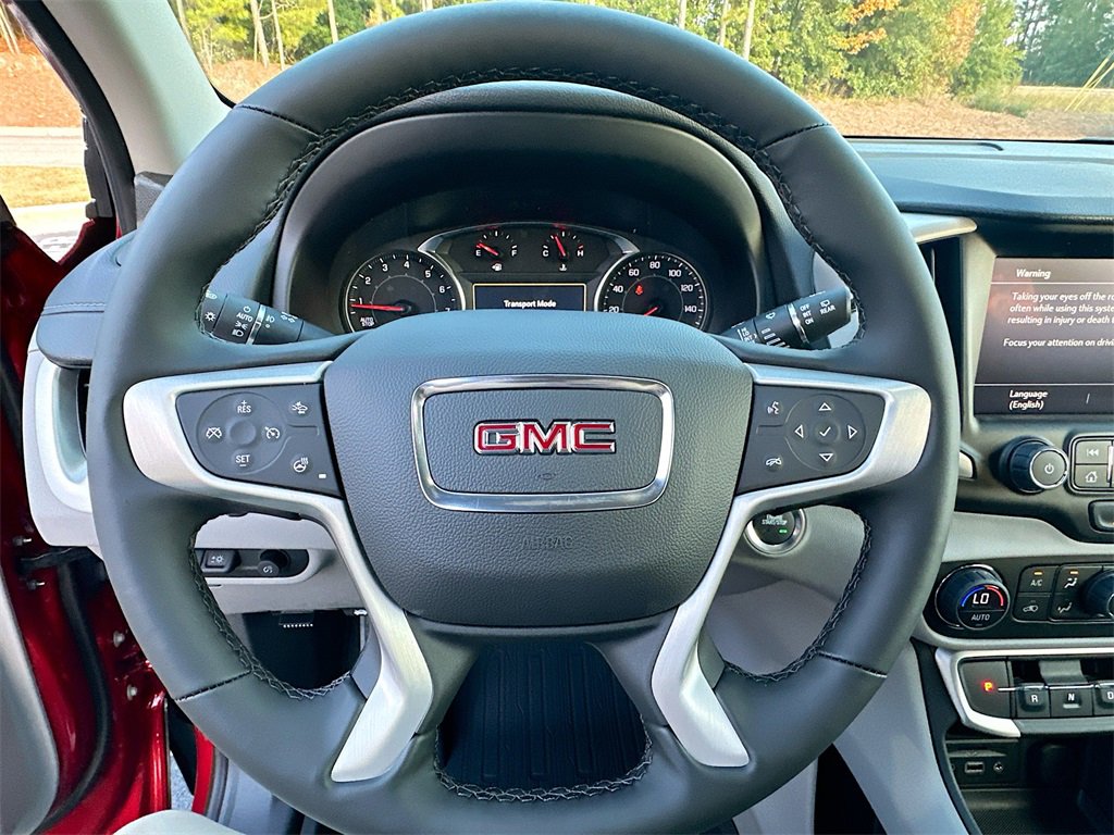 New 2024 GMC Terrain SLT w/ Tech Package image 18