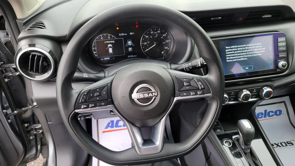 Used 2024 Nissan Kicks SV FWD image 20