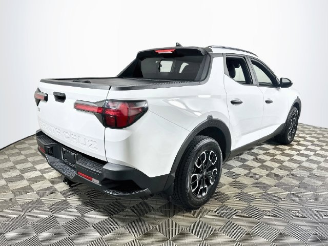 Used 2022 Hyundai Santa Cruz SEL w/ Activity Package FWD image 3