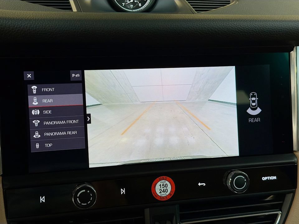 New 2026 Porsche Macan AWD/4WD image 17