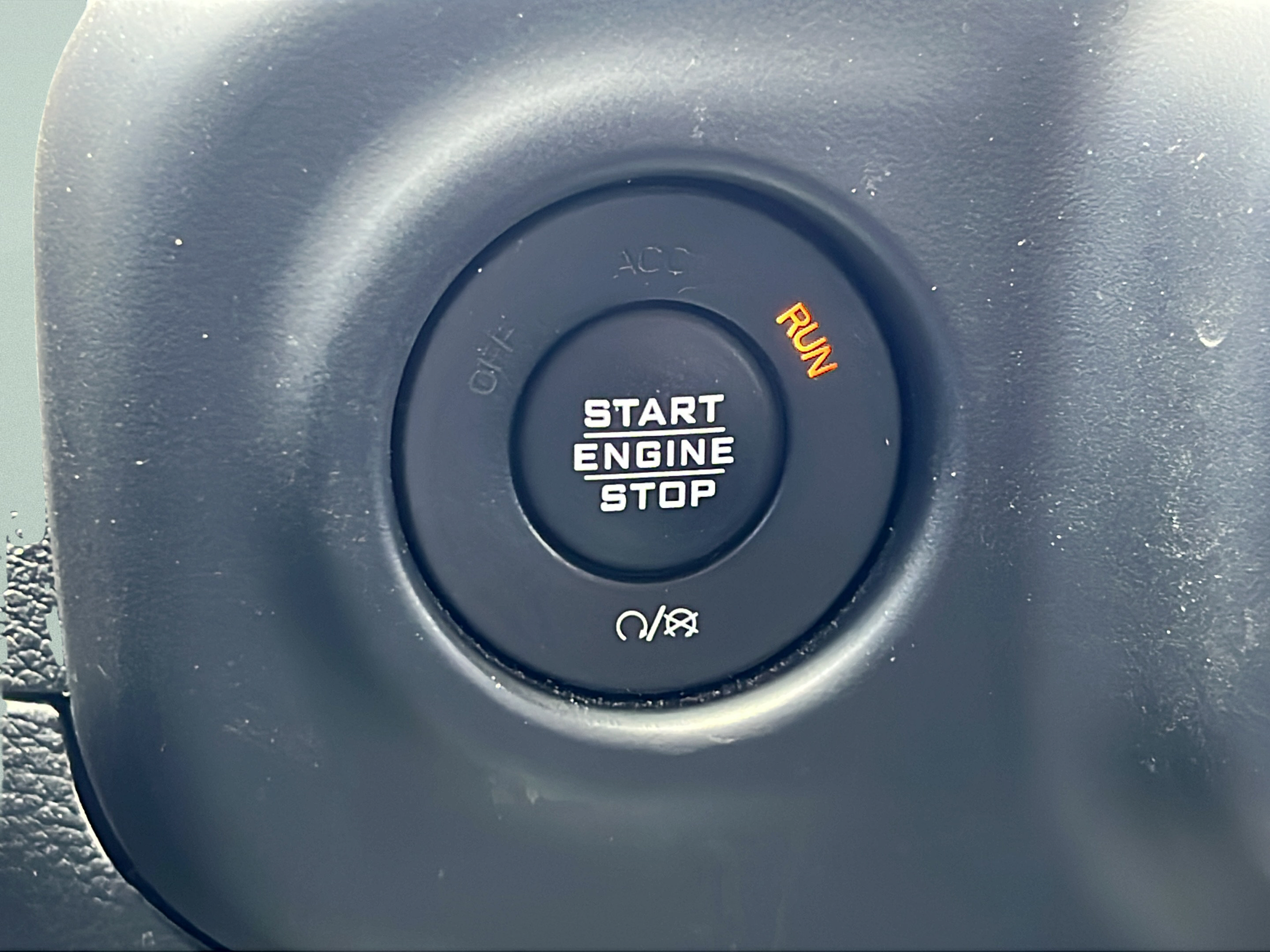 Used 2020 Jeep Wrangler Unlimited Sahara AWD/4WD image 22