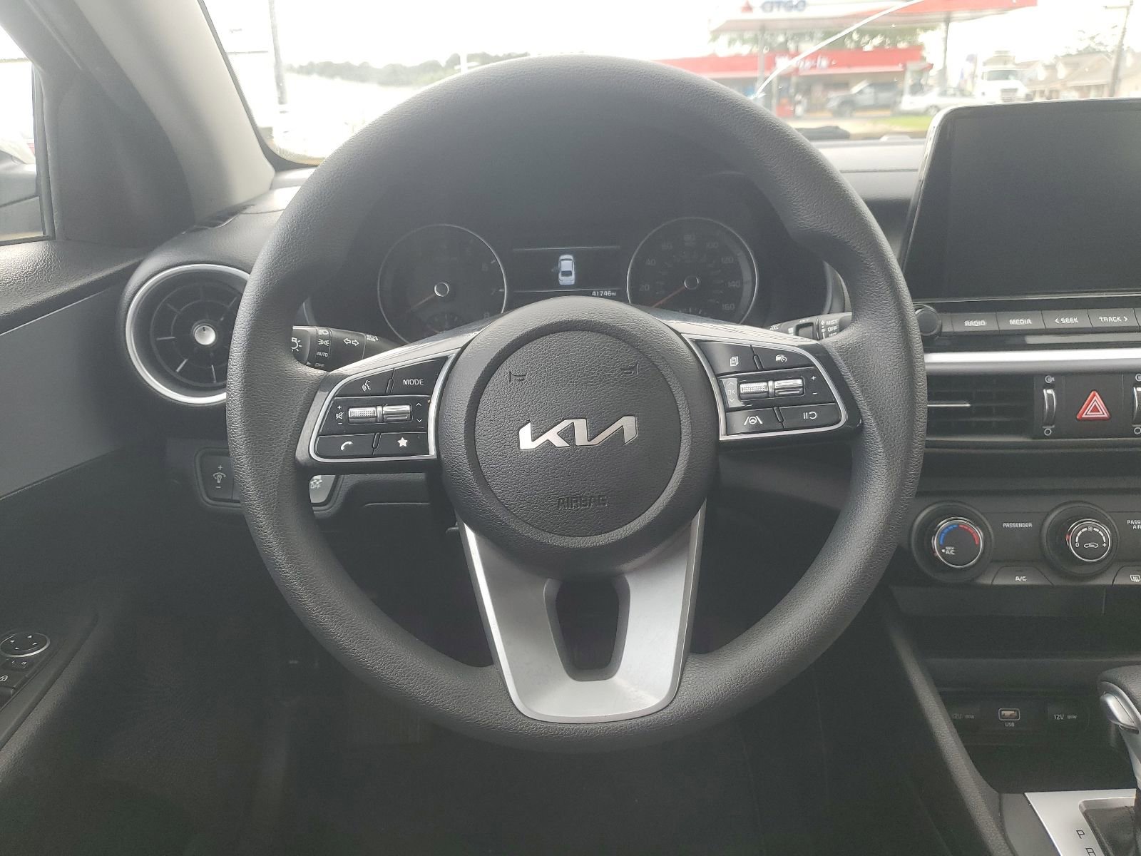 Used 2023 Kia Forte LX FWD image 11