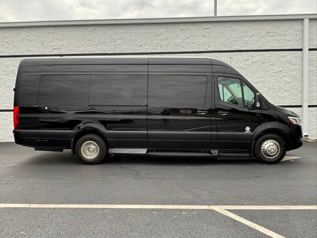 Used 2021 Mercedes-Benz Sprinter 3500 image 7