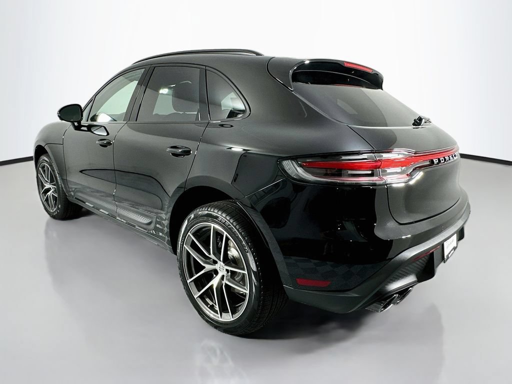 New 2026 Porsche Macan AWD/4WD image 3