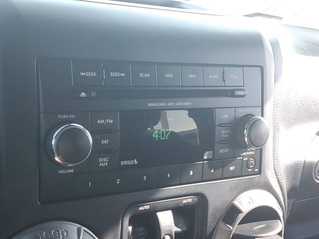 Used 2013 Jeep Wrangler Unlimited Sport image 16