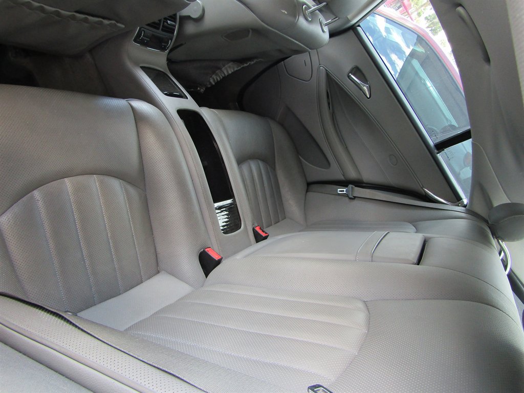 Used 2008 Mercedes-Benz CLS 550 image 7