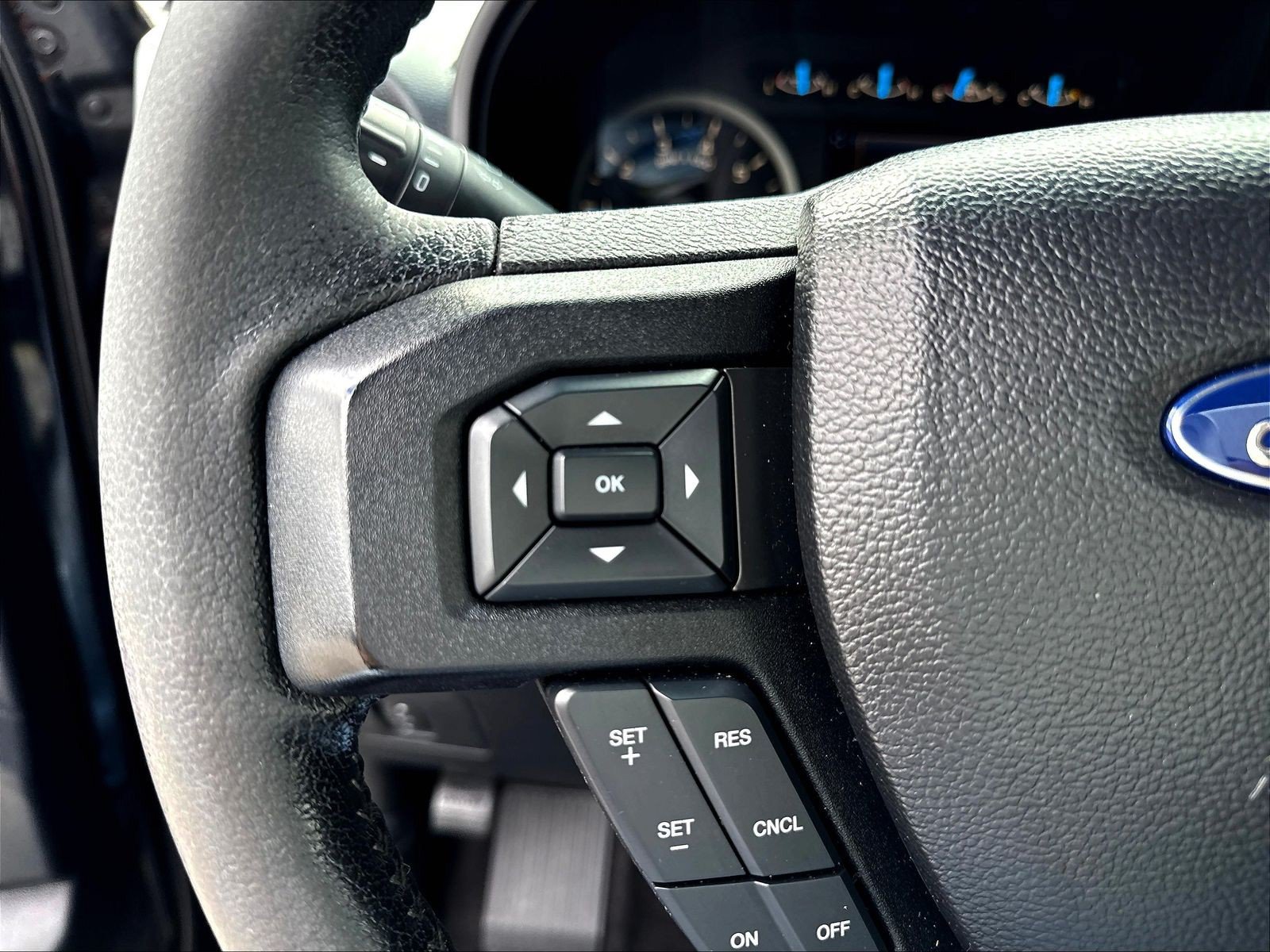 Used 2016 Ford F150 XLT w/ Equipment Group 302A Luxury RWD image 15