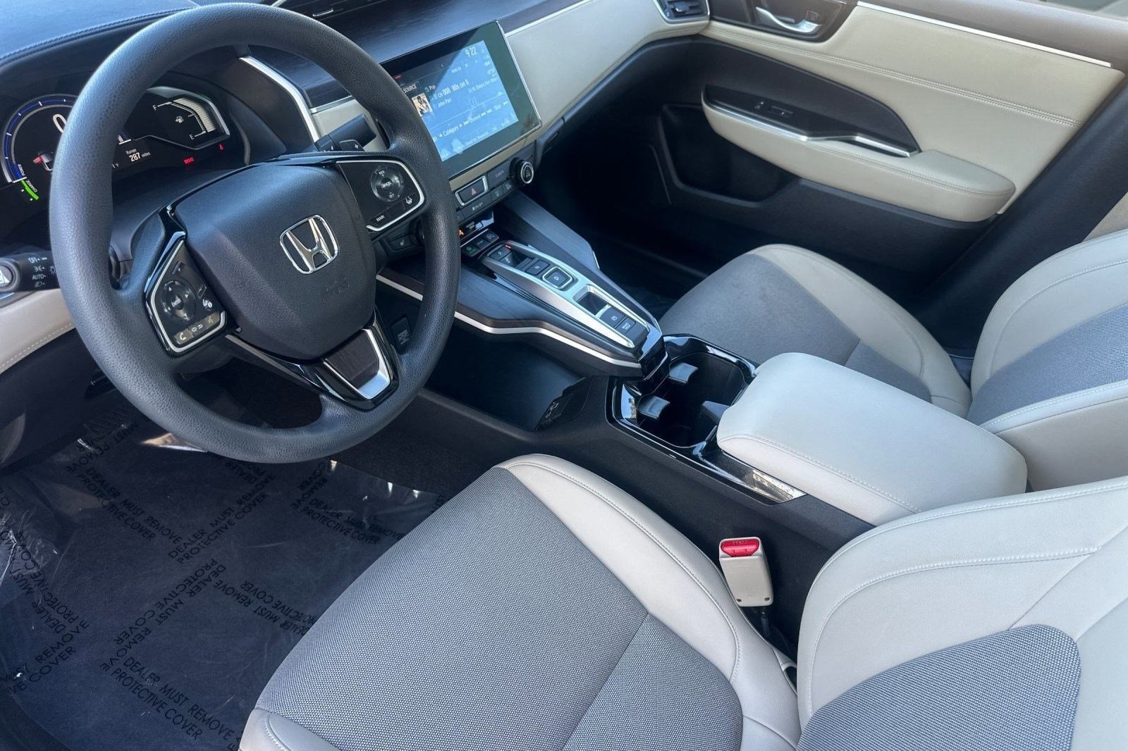 Used 2020 Honda Clarity Plug-In Hybrid image 4