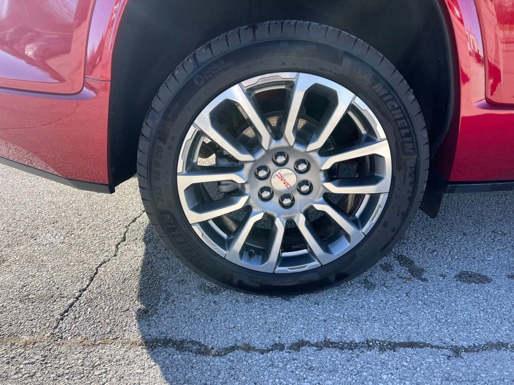 Used 2023 GMC Acadia Denali w/ Denali Ultimate Package image 12