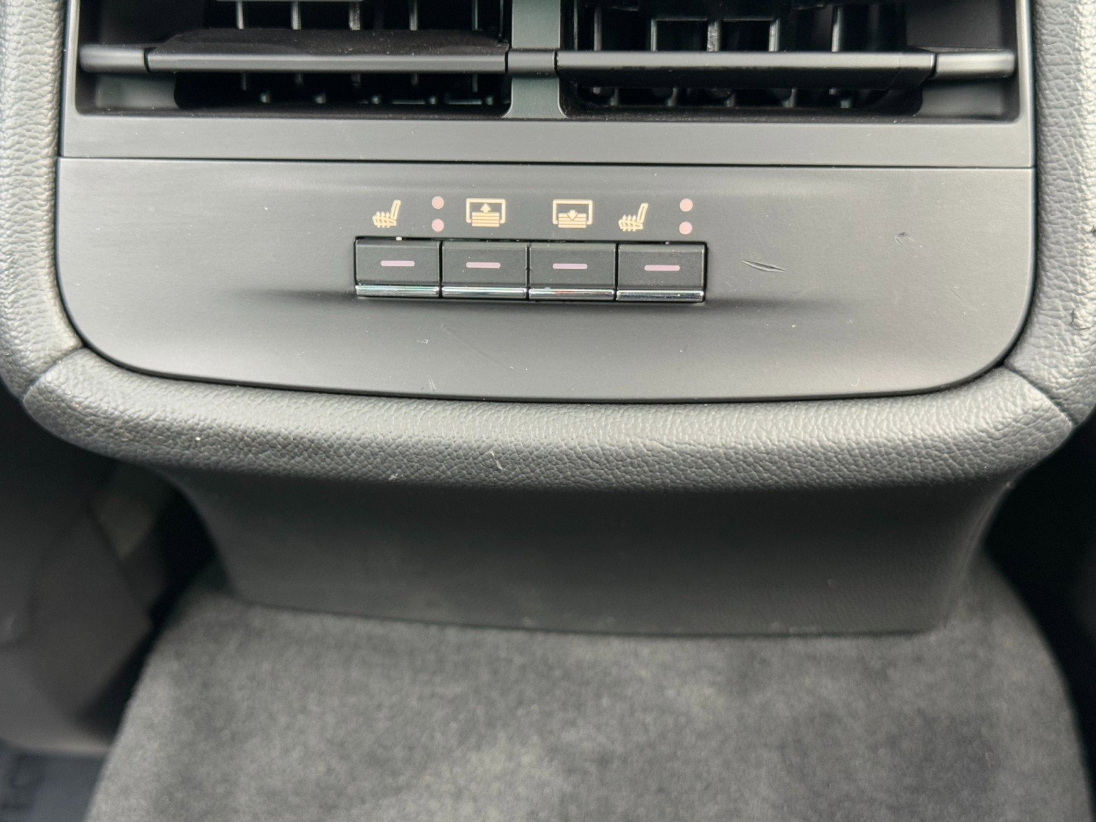 Used 2022 Maserati Ghibli Trofeo image 35