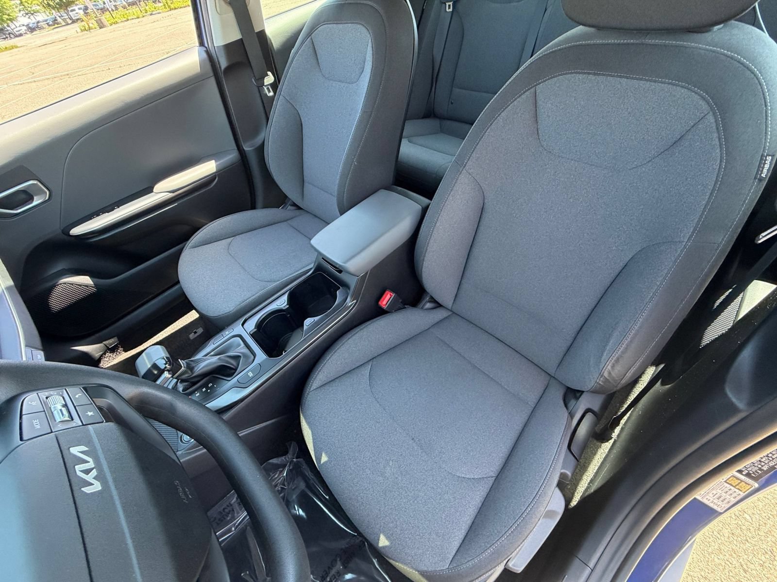 Used 2025 Kia K4 FWD image 25