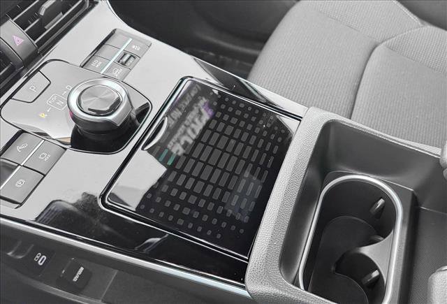 Certified 2025 Toyota bZ4X AWD image 17