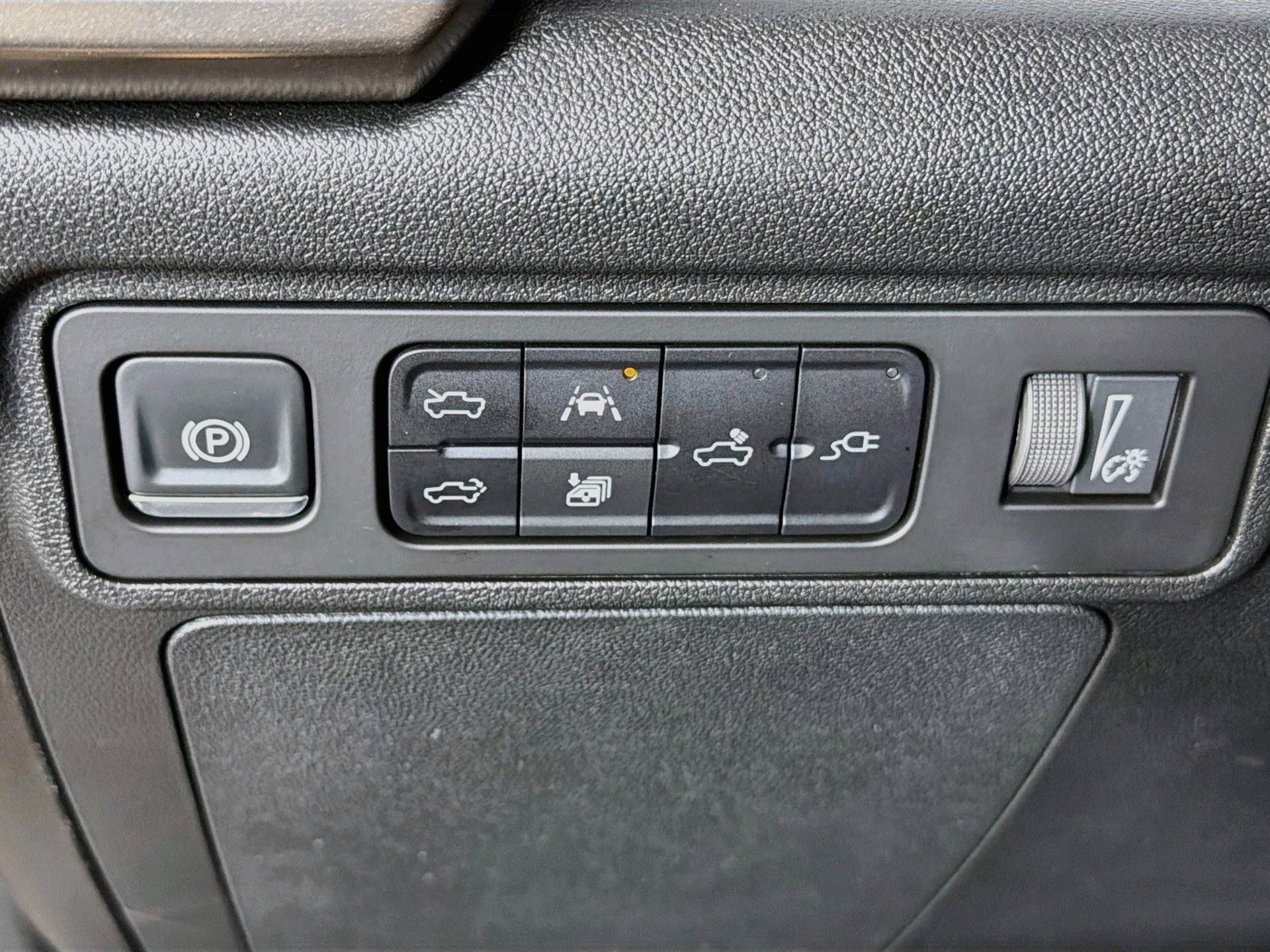 Used 2025 GMC Hummer EV 3X AWD/4WD image 32