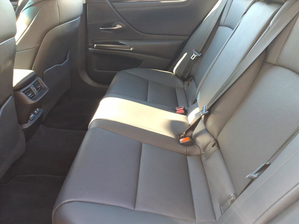Used 2019 Lexus ES 350 image 6