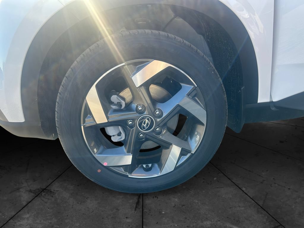 New 2026 Hyundai Venue SEL FWD image 14