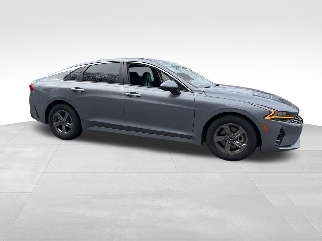 Used 2023 Kia K5 LXS image 7